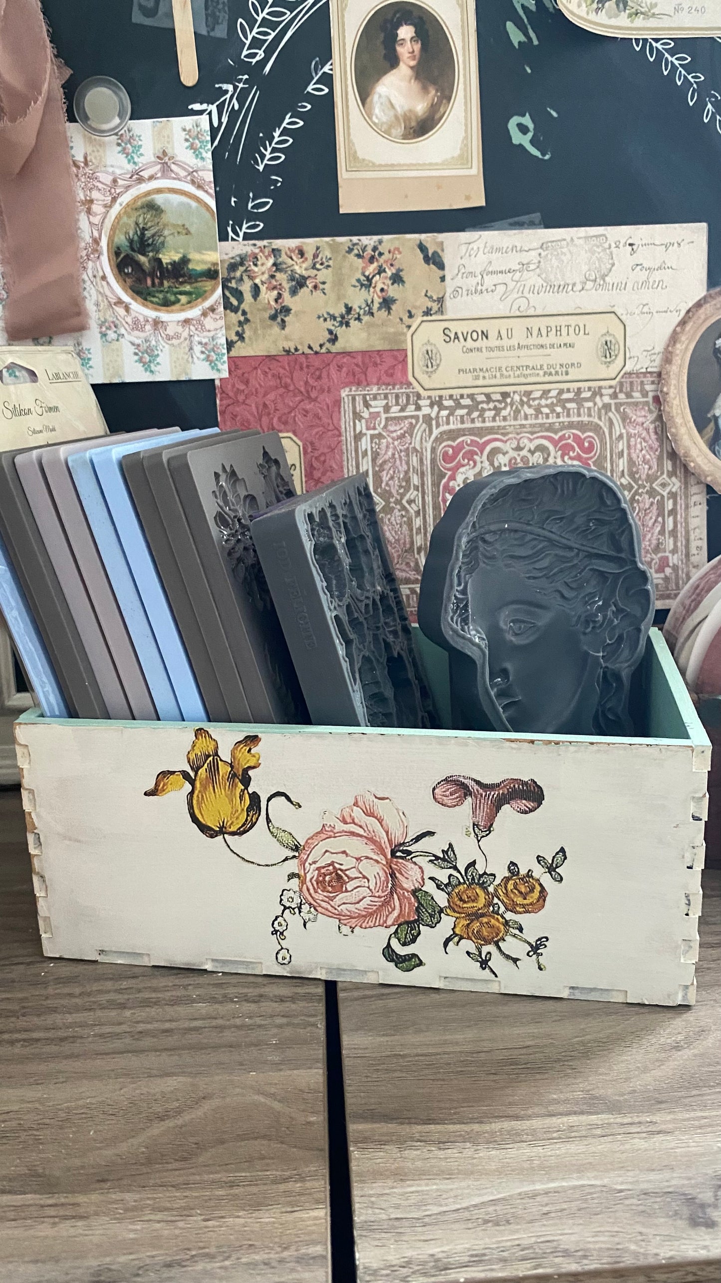 Faux Brick mould Decor box ~ DIY Surface