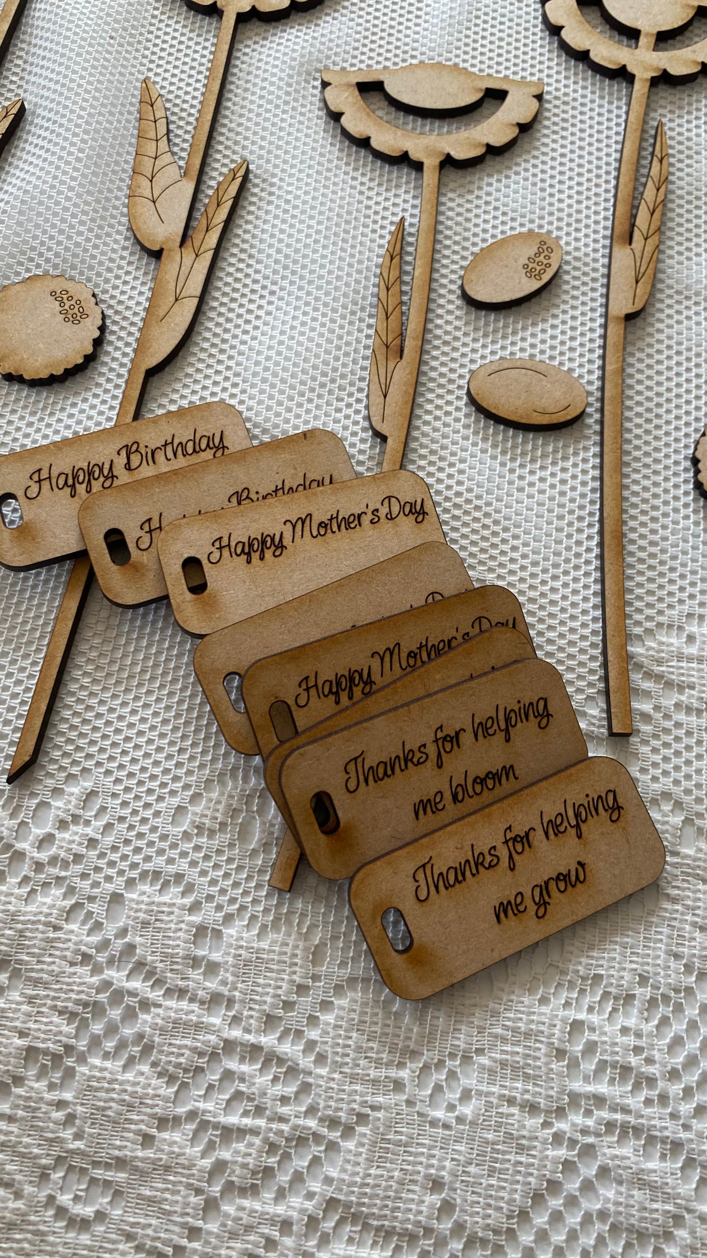 DIY Fabric Flower Picks Kit – Customizable Spring Craft with Bonus MDF Tags