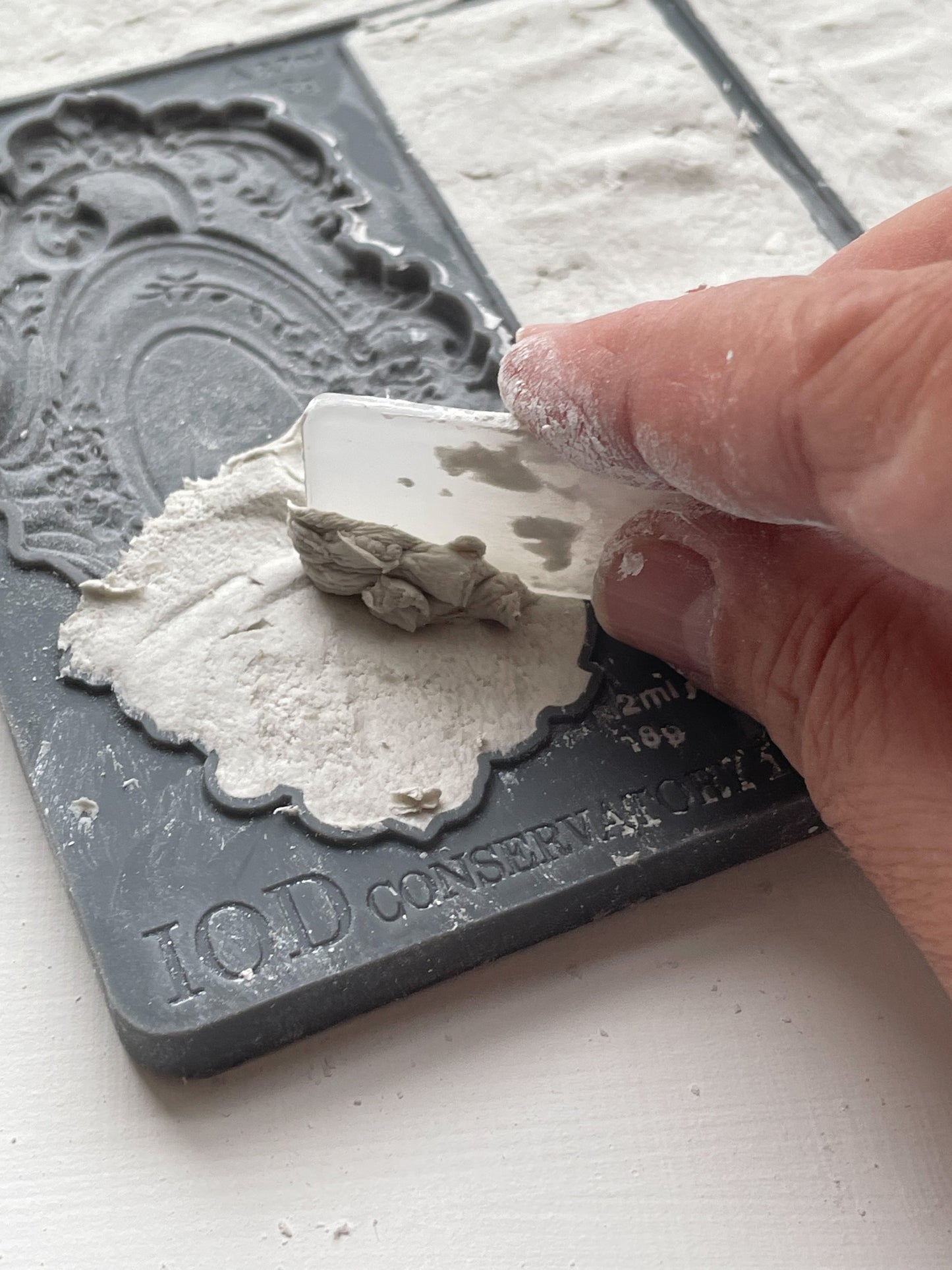 IOD - Conservatory Labels Décor Mould