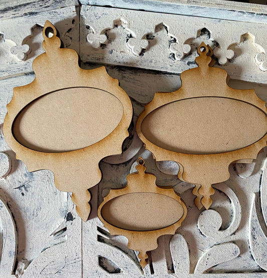 Ornament Bundle No. 4 – Vintage Frame Ornament Set (3 - Piece Layered Laser-Cut MDF Set)
Rooted in Creativity Surface Line
DIY Surface