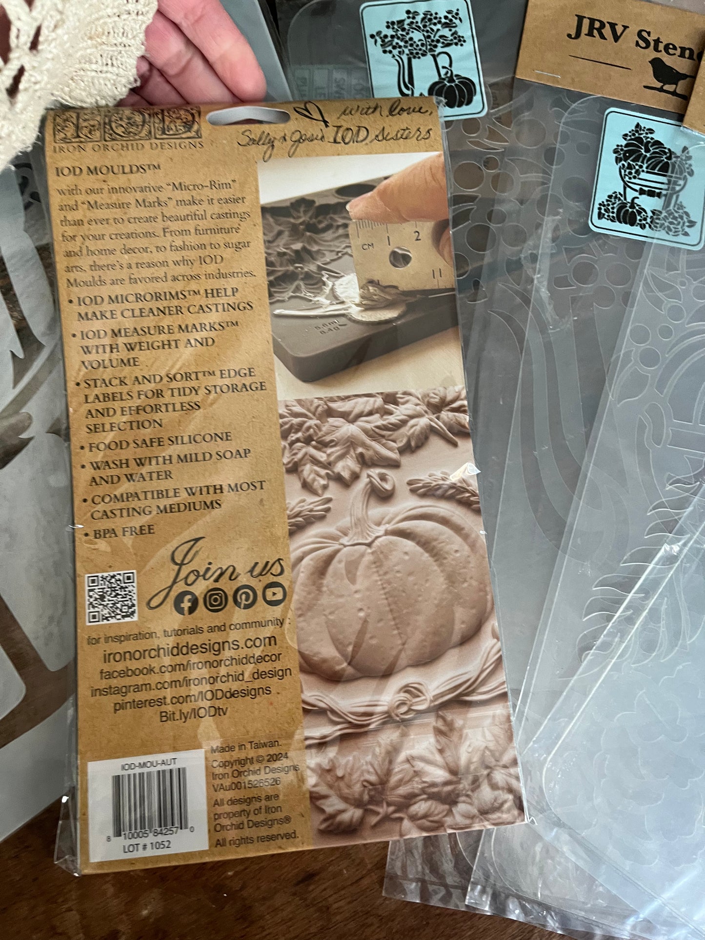Autumn Cottage IOD Mould + FREE Surprise Stencil