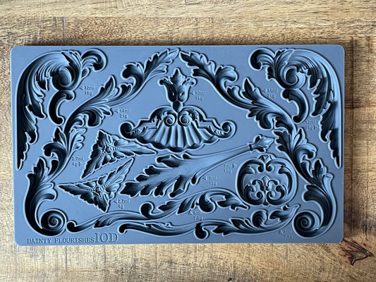Dainty Flourishes Décor Mould