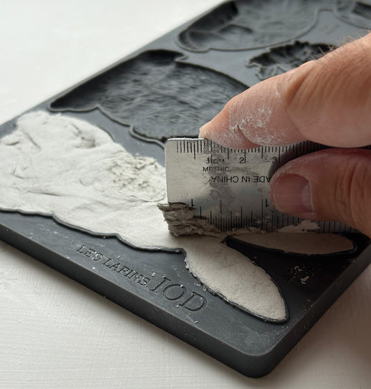 IOD - Les Lapins 6x10 Mould