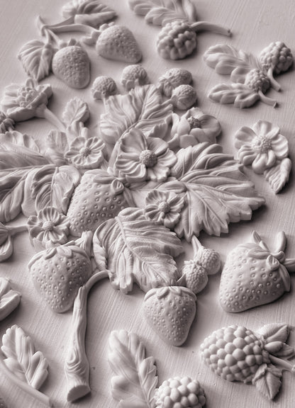 IOD -  Wild Berries Décor Mould