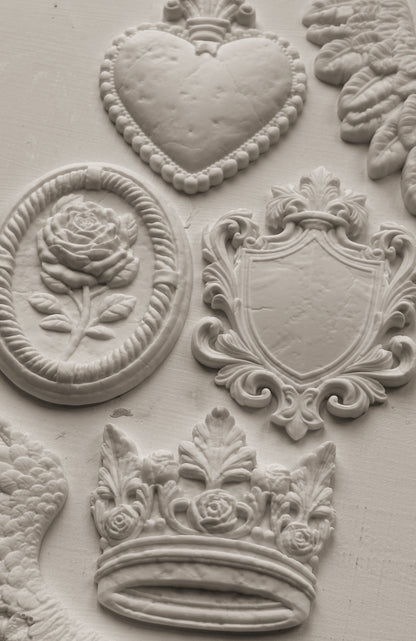 IOD -Heraldry Décor Mould