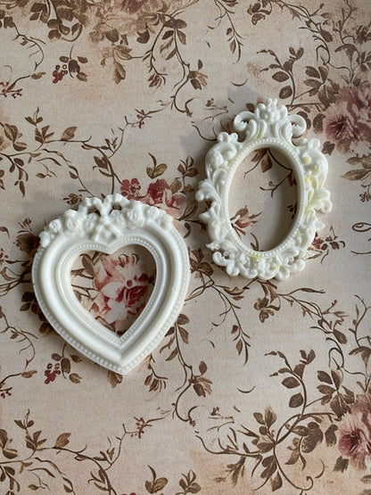 Heart & small Oval Ornamental Frame - Resin casting
