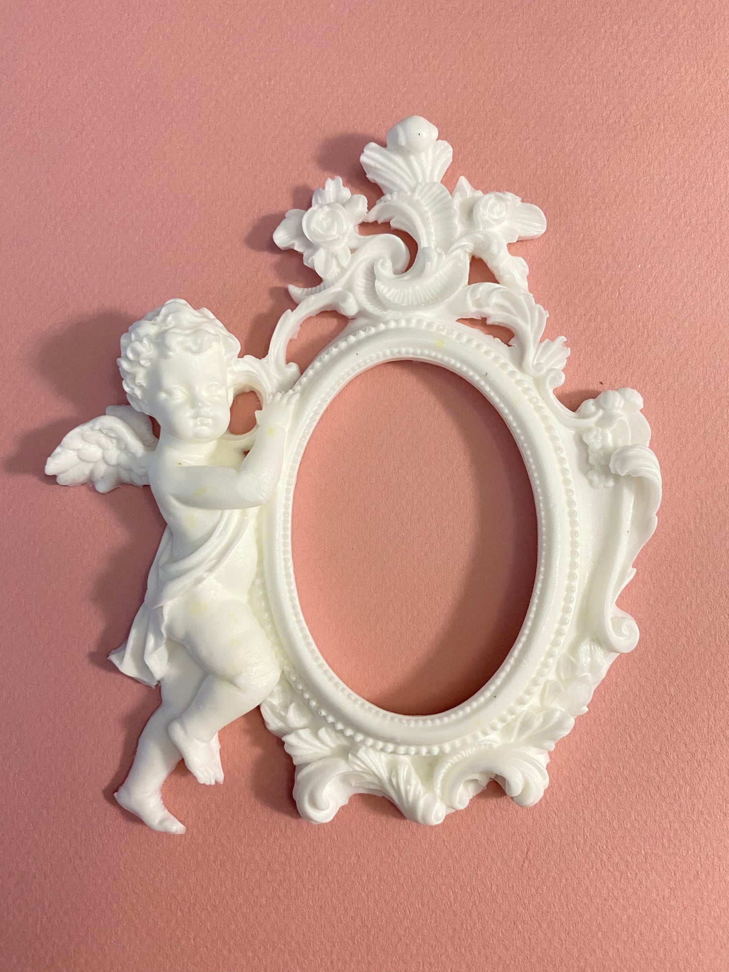 Cherub with Oval Frame - Resin casting