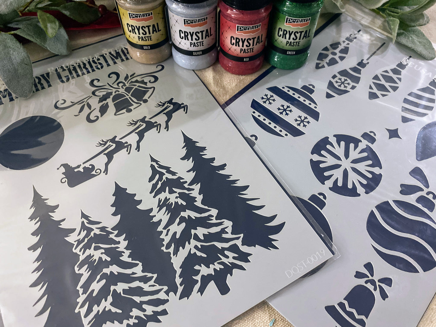 🎄 Limited Edition Bundle - 2  Christmas Stencils & Crystal Paste Bundle Decoupage Queen + Pentar