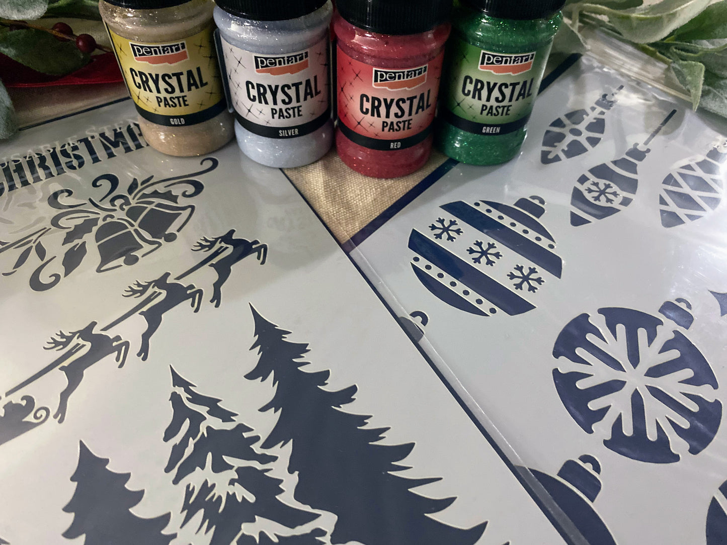 🎄 Limited Edition Bundle - 2  Christmas Stencils & Crystal Paste Bundle Decoupage Queen + Pentar