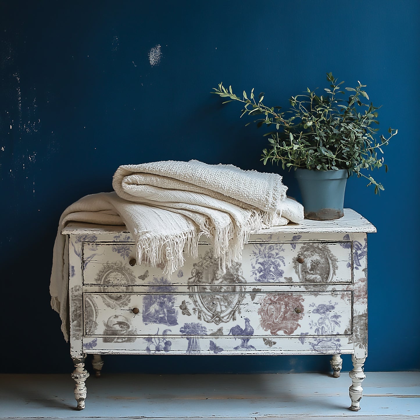 Hameau de la Reine Paint Inlay by IOD