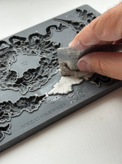 IOD - Wreath & Swags 6x10 IOD Mould