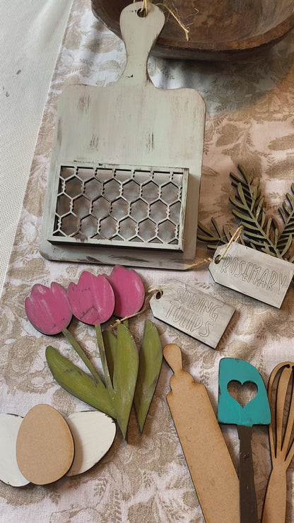 Cutting Board with interchangeable inserts DIY