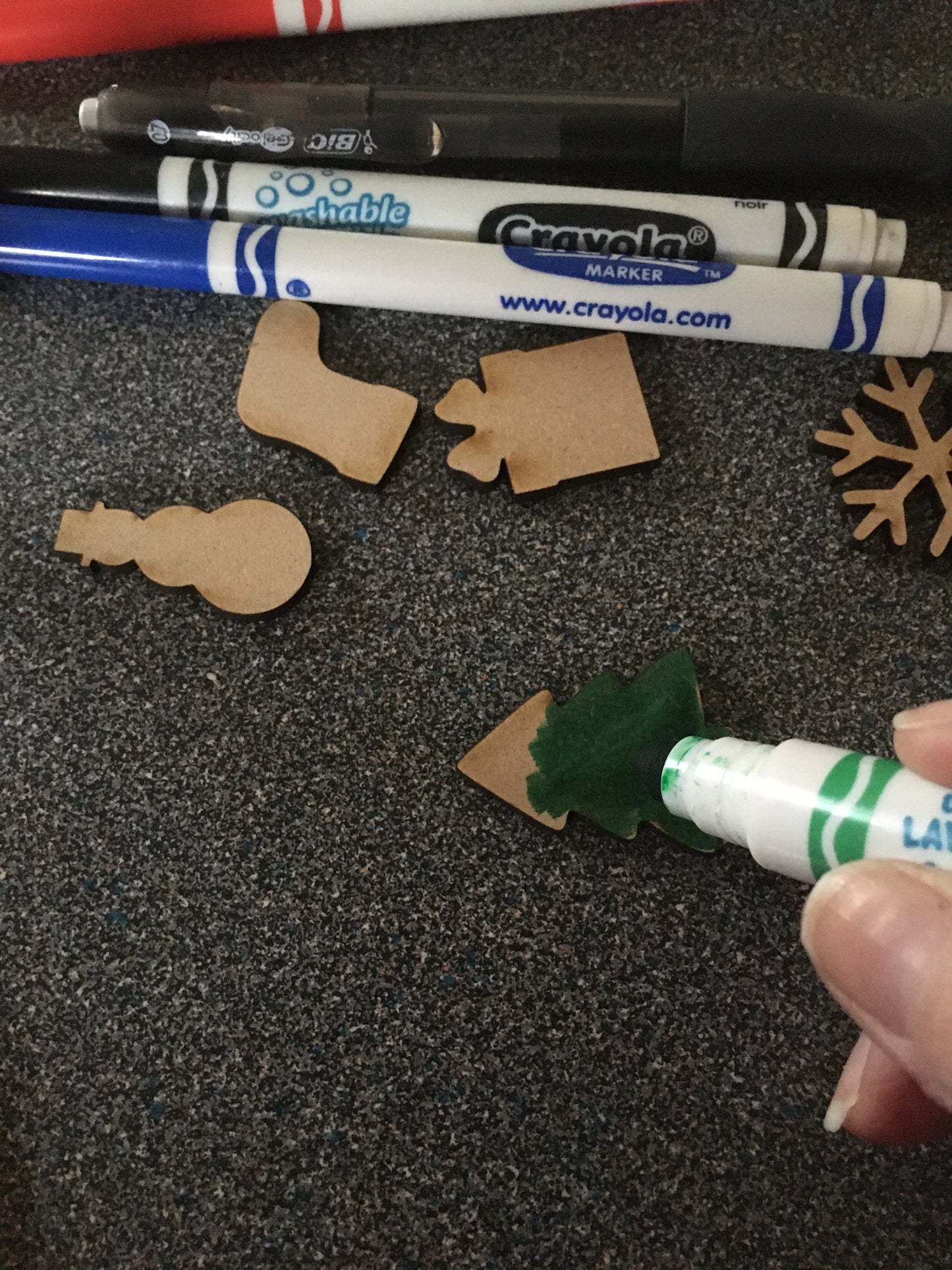 Christmas puzzle game - Elf  prop - DIY Unfinished